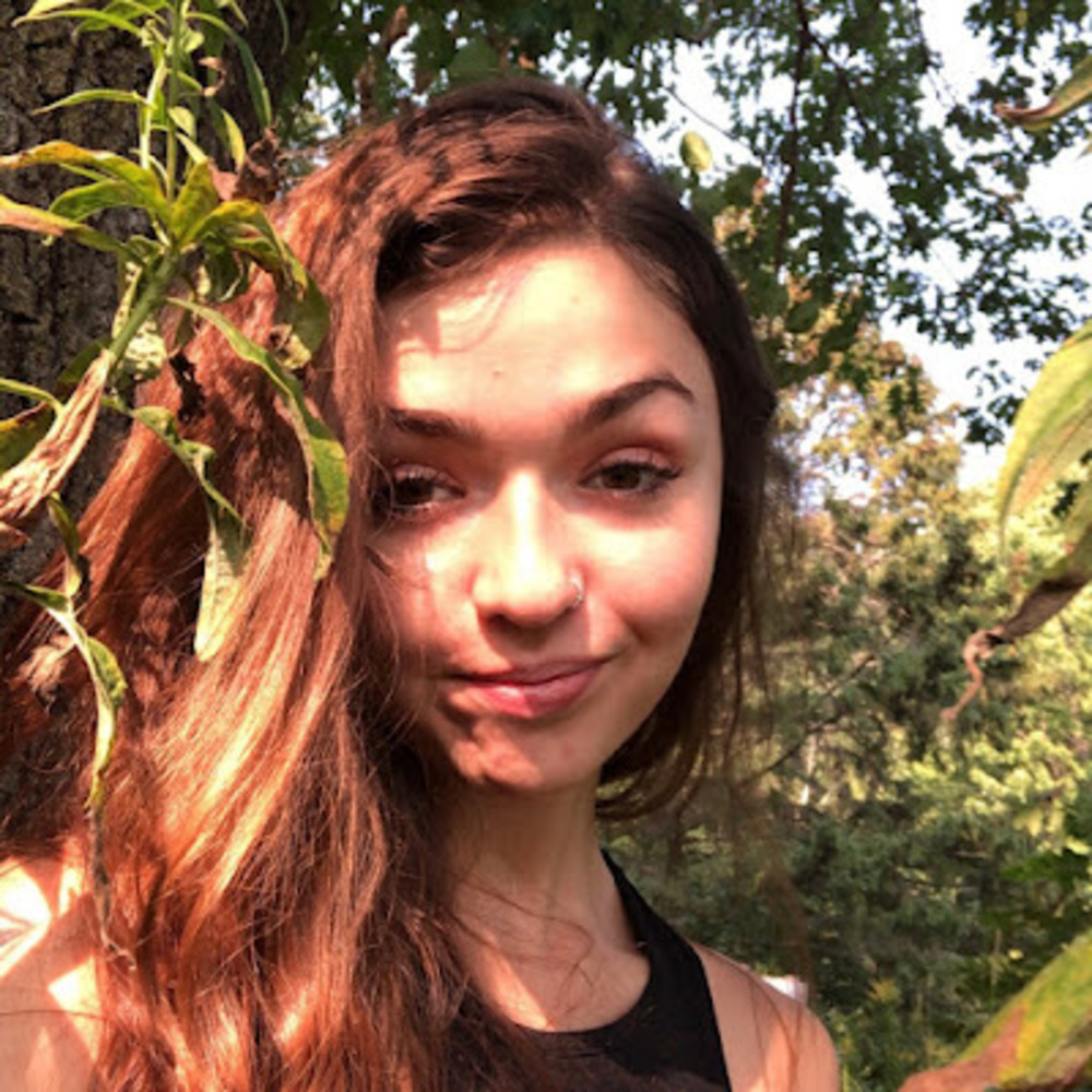 Meet your Posher, Serina